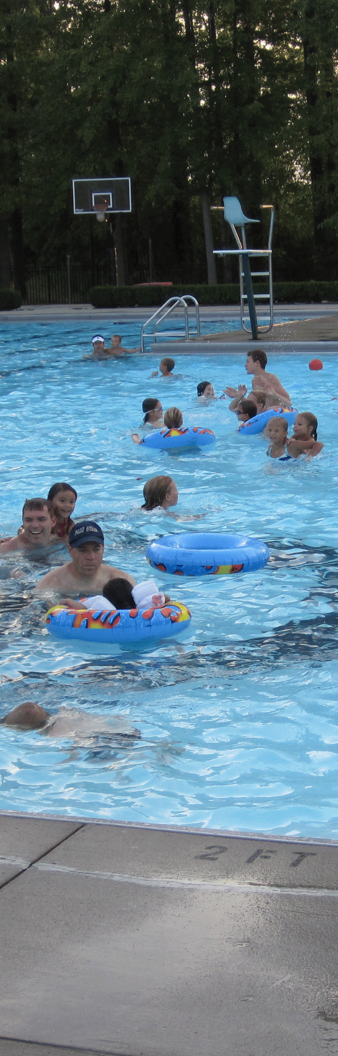 Swimpic.gif